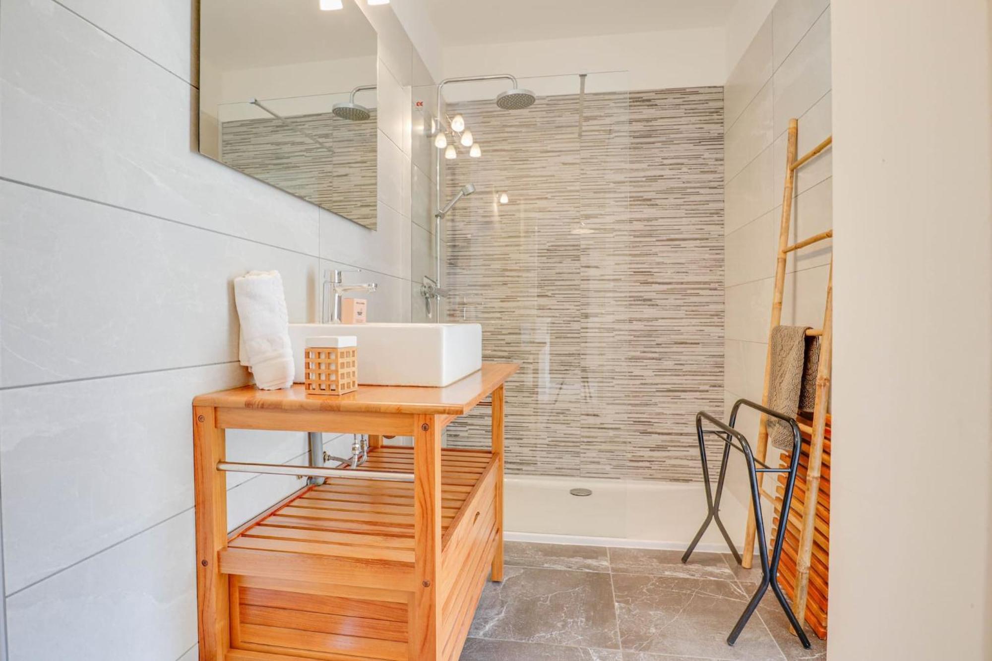 « Les Ligures » Calme, Proche Mer Apartment โรกบรูน-กัป-มาร์แต็ง ภายนอก รูปภาพ